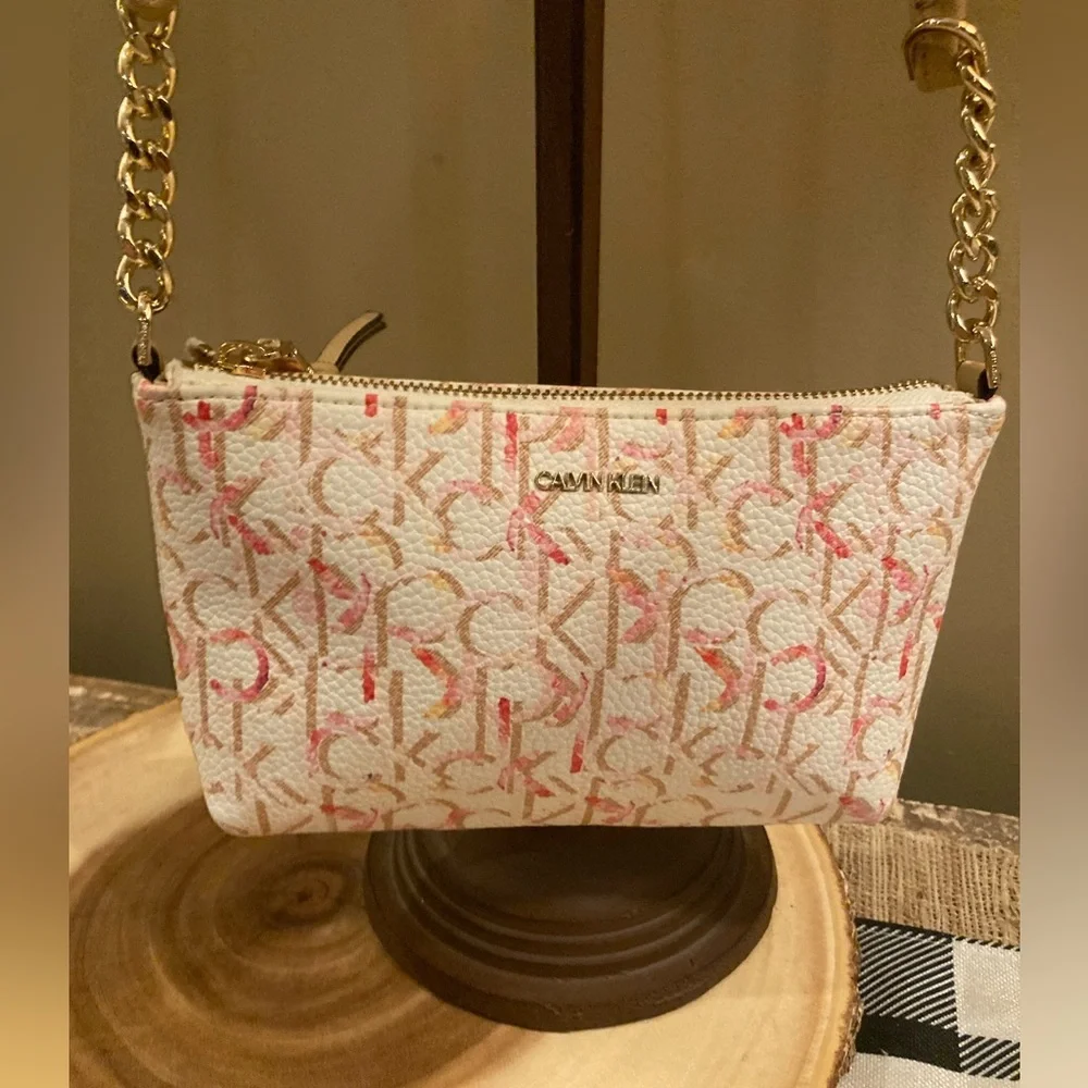CALVIN KLEIN White With Pink Monogram Logo‎ Print Small Crossbody Bag New